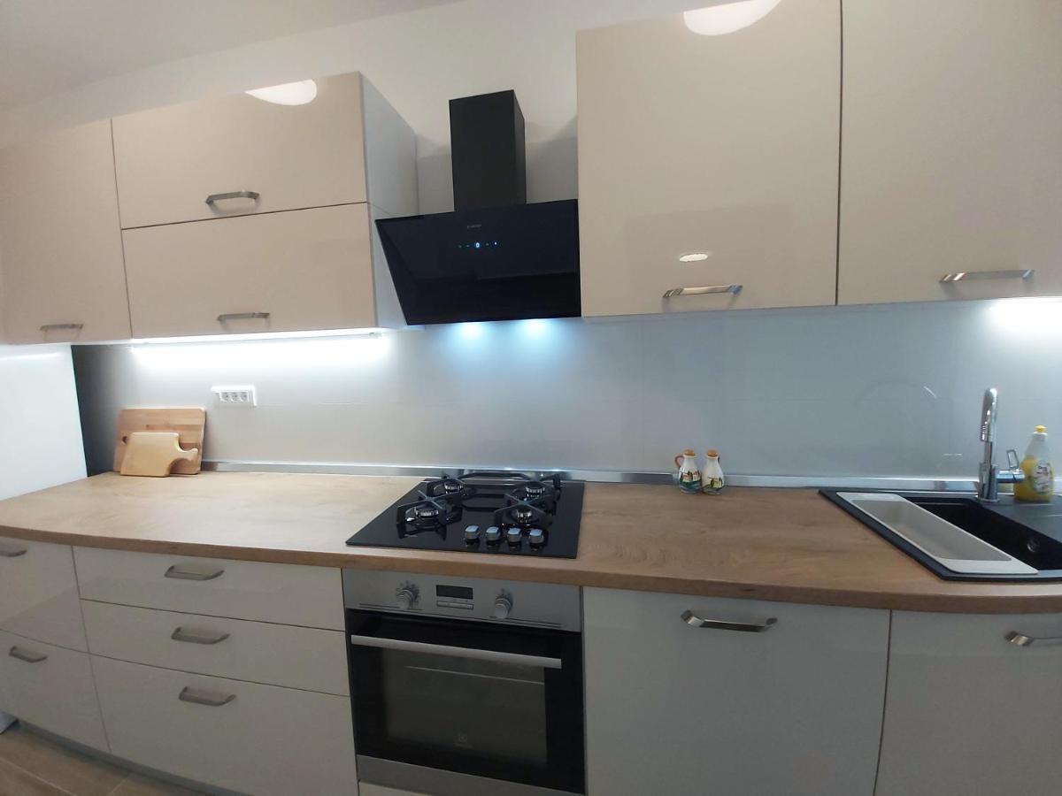 Green City Point Apartment Πούλα Εξωτερικό φωτογραφία
